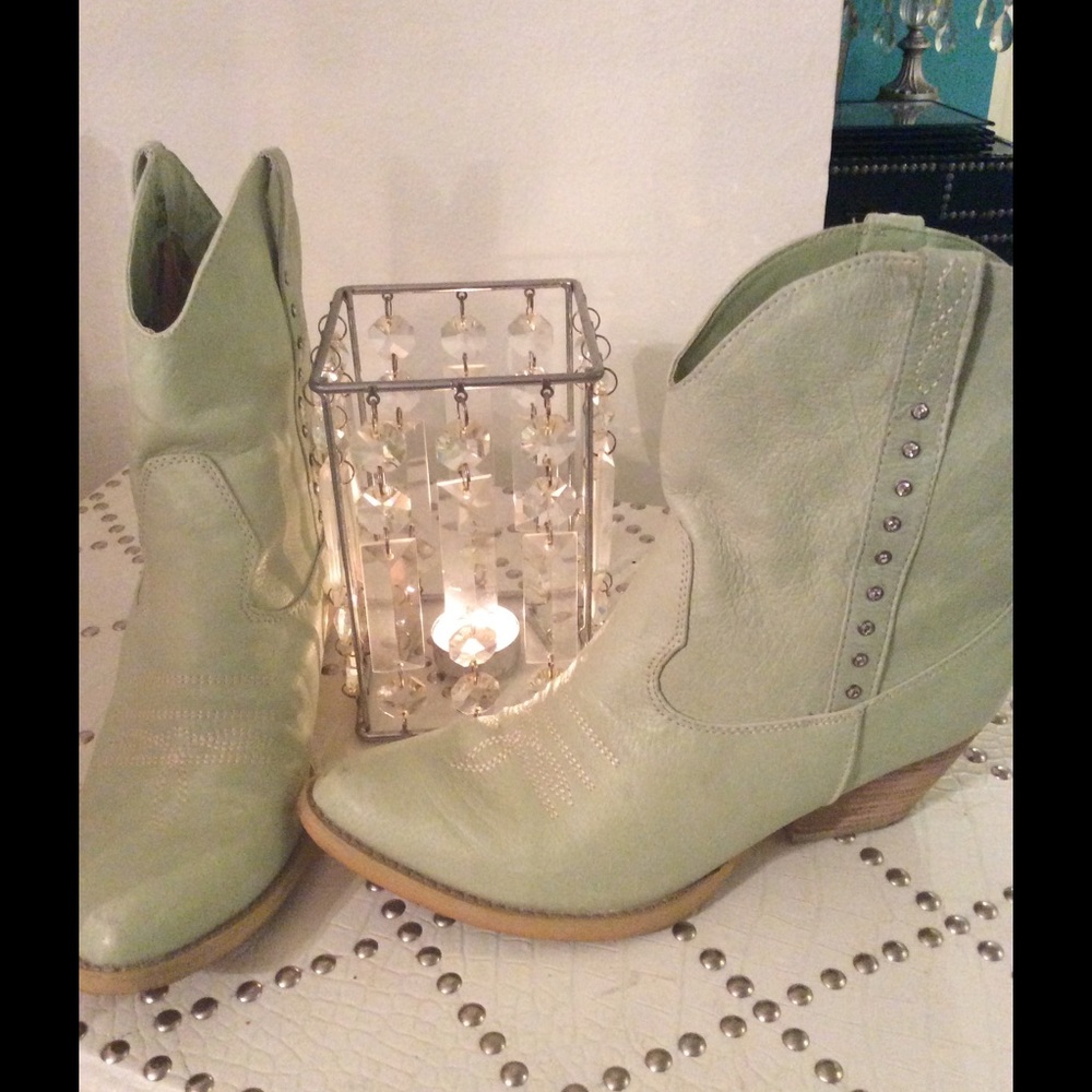 Volatile Bolero Ankle Boots Mint Green!